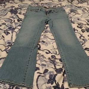 💜 2/$20 Levi's low boot cut 545 jeans